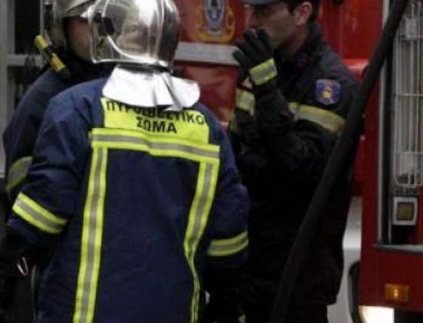 Κρήτη: Φωτιά σε τουριστικό λεωφορείο στην Εθνική οδό Ηρακλείου-Λασιθίου (βίντεο)